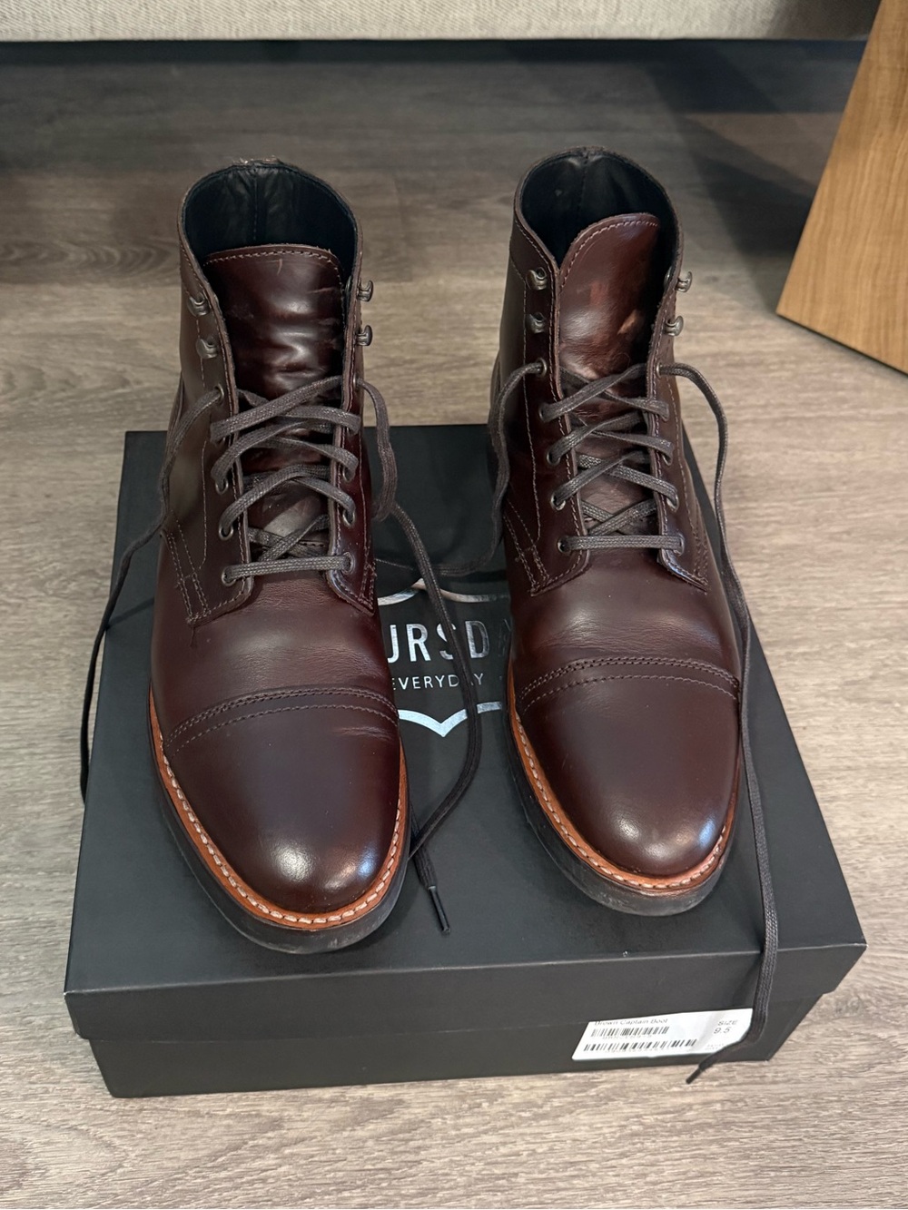 Thursday Men’s Leather Lace-Up Boots Brown Cap-Toe - Picture 2 of 9